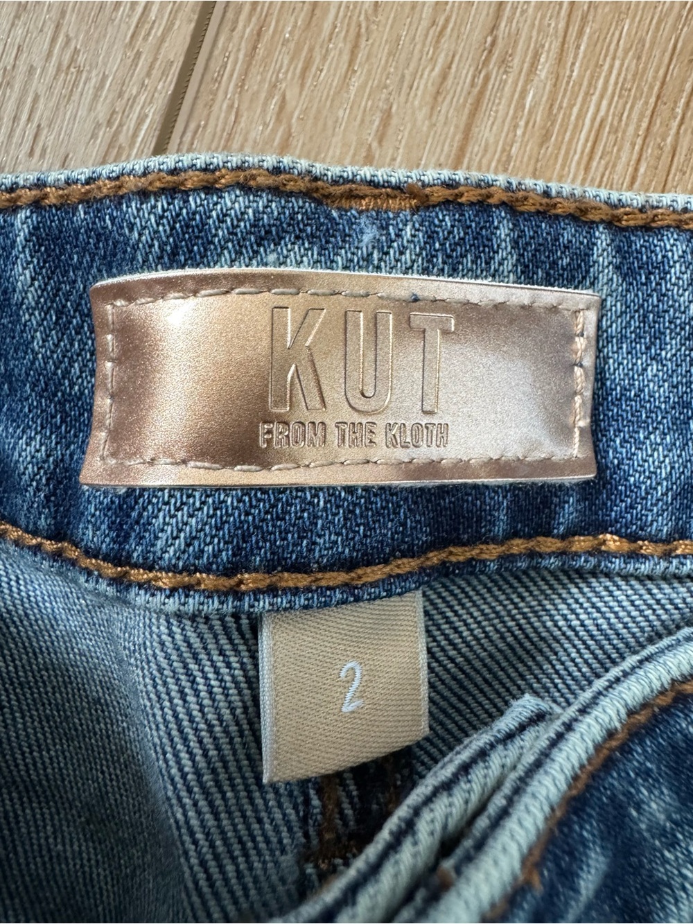 Women's KUT from the Kloth Sienna Contrast Side Straight Jeans Size 2 - Picture 5 of 8